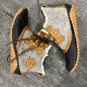 SOREL winter boots (10.5 but fit like a 9)